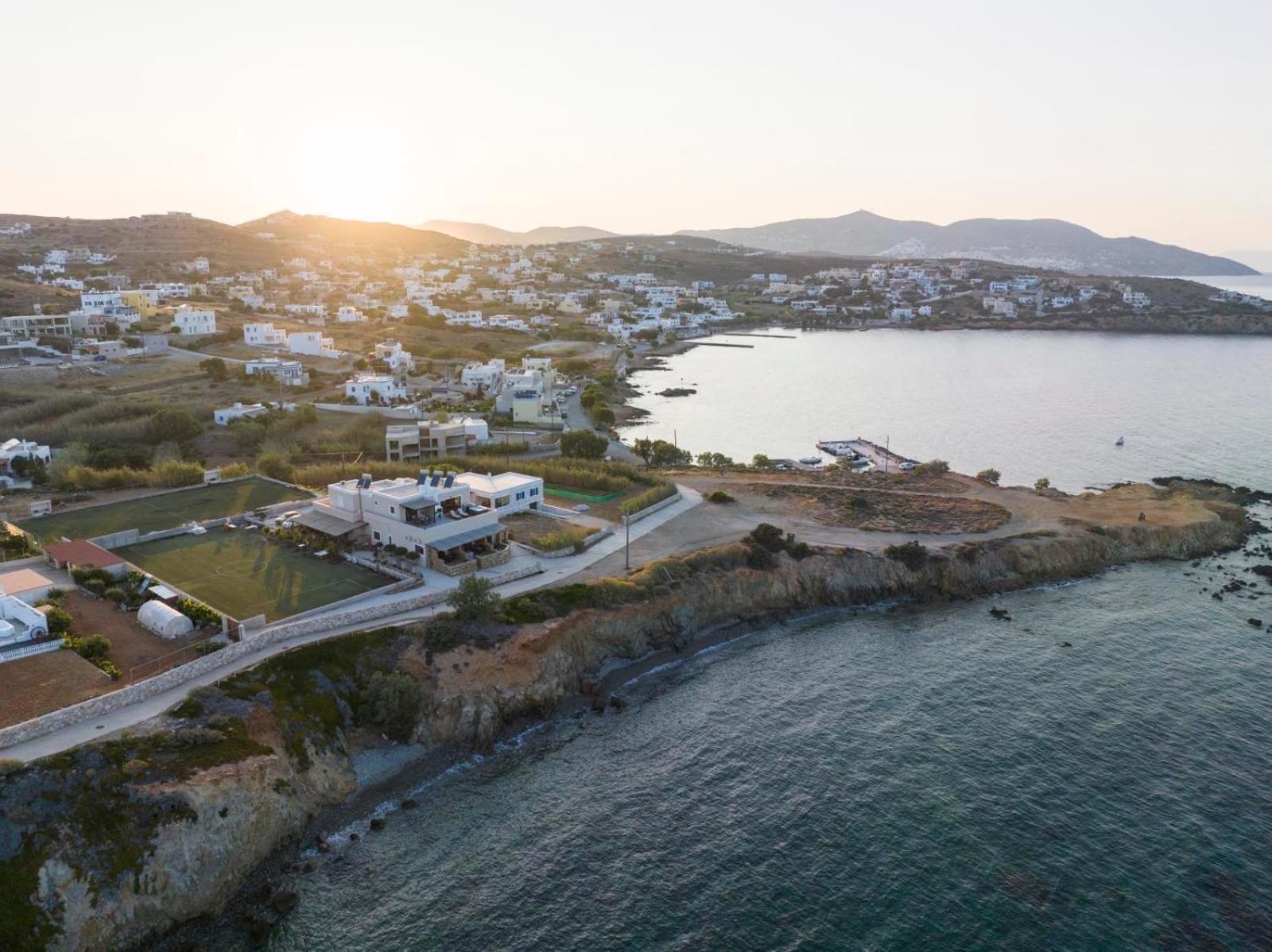 Lalari Beach Suites Vári Exteriör bild