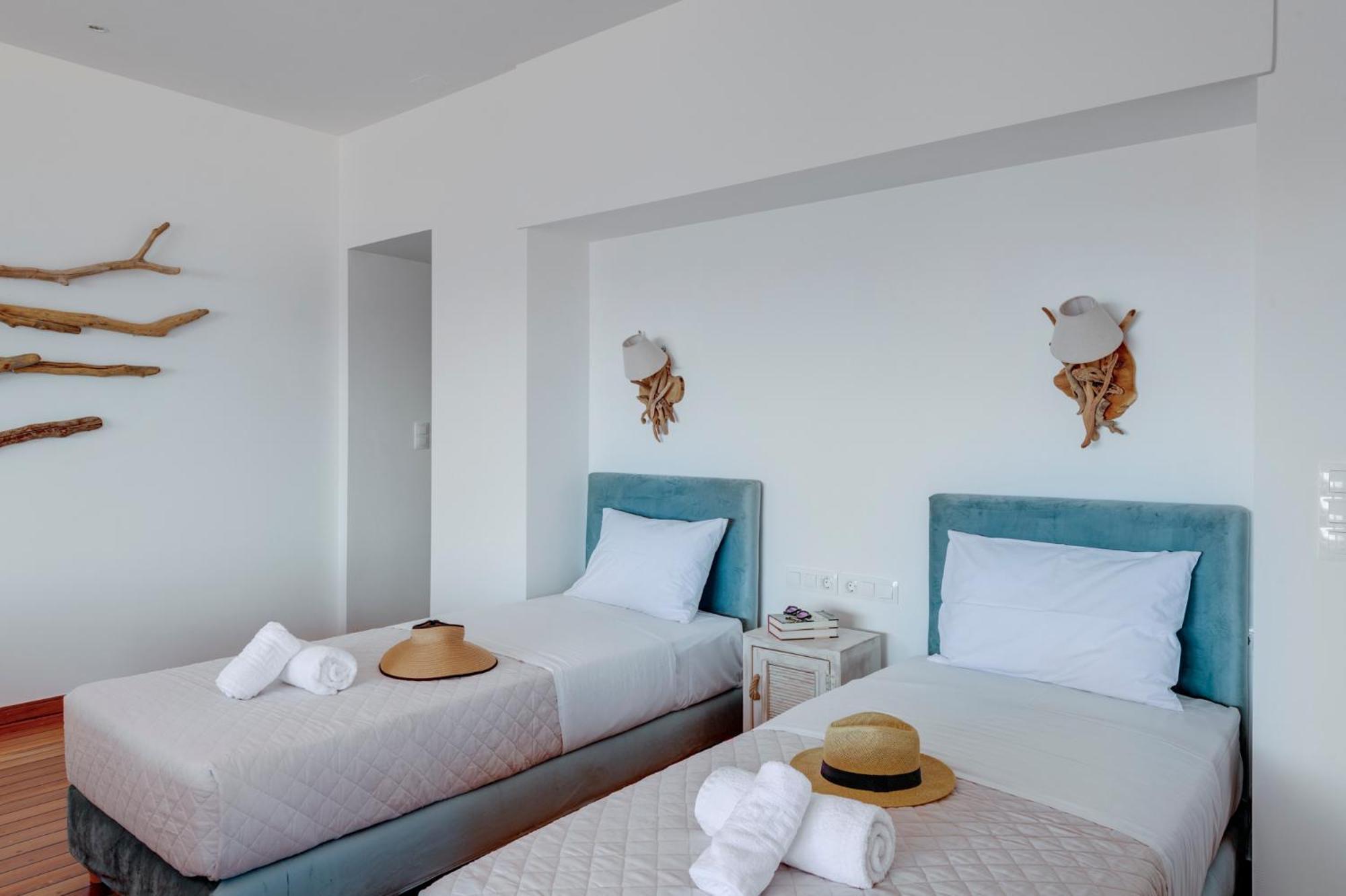 Lalari Beach Suites Vári Exteriör bild