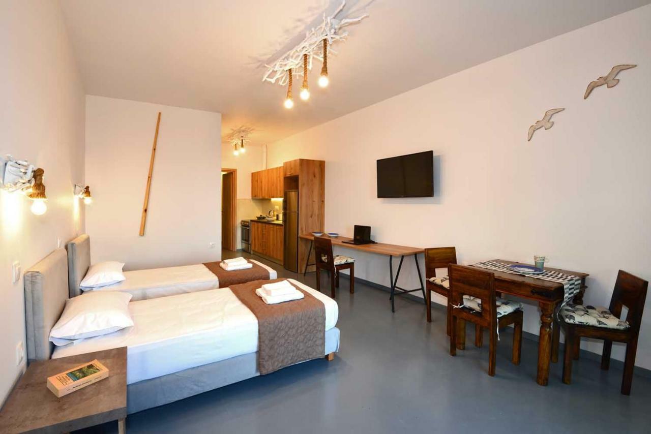 Lalari Beach Suites Vári Exteriör bild