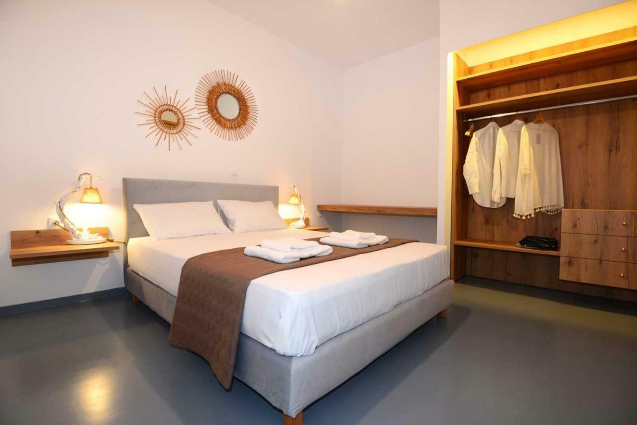 Lalari Beach Suites Vári Exteriör bild