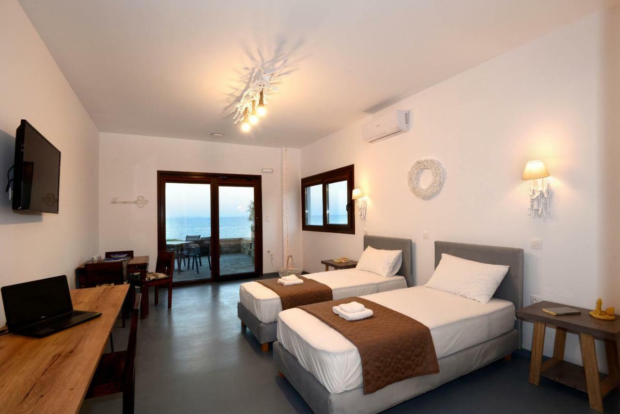Lalari Beach Suites Vári Exteriör bild