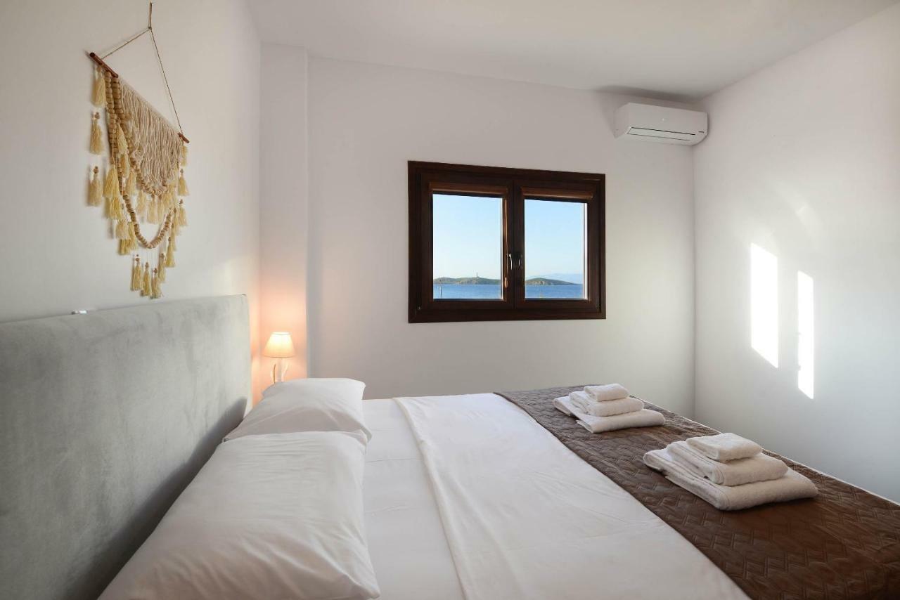 Lalari Beach Suites Vári Exteriör bild